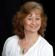 headshot-darlene-1.jpg